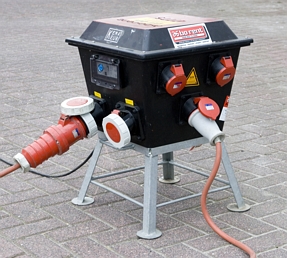 Power distribution box 63A