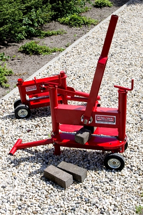 Stone shearing machine adjustable