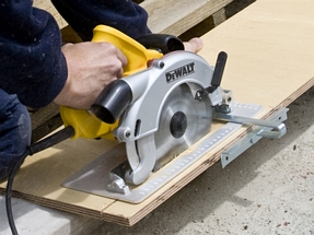 Small hand circular saw