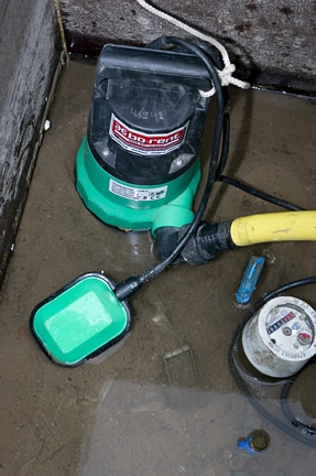 Clock pump 3/4-1" 230V
