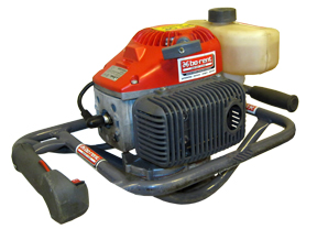 One-man earth drill Petrol