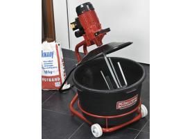 Forced action mixer with tub