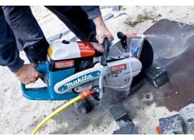 Petrol cutting machine
