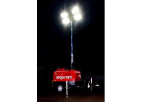 Hydraulic light tower
